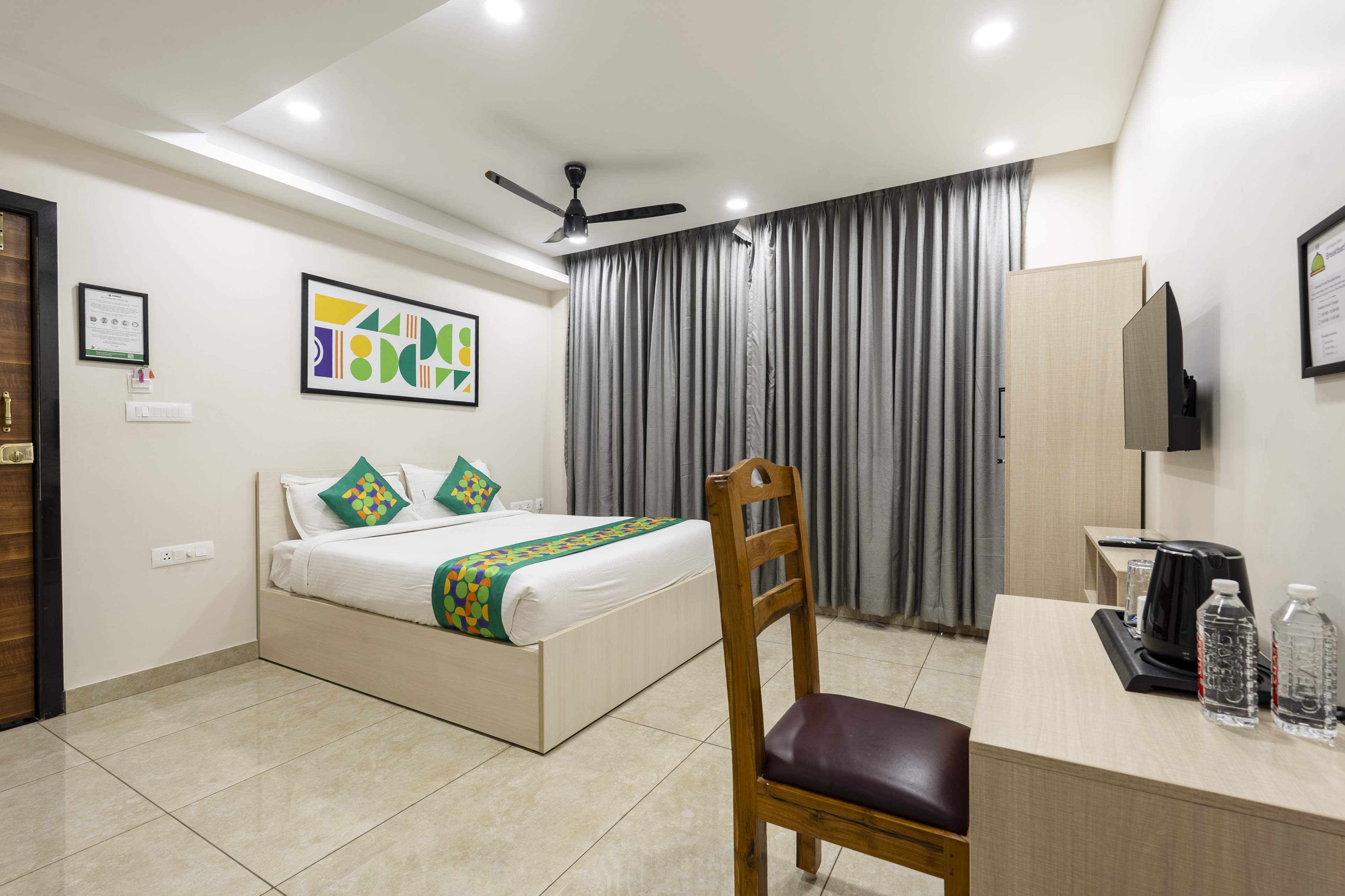 Signature Room View 3
